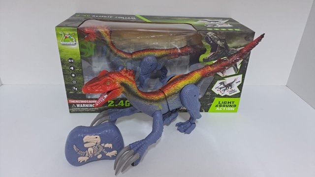 VELOCIRAPTOR CONTROL REMOTO C/ SONIDO